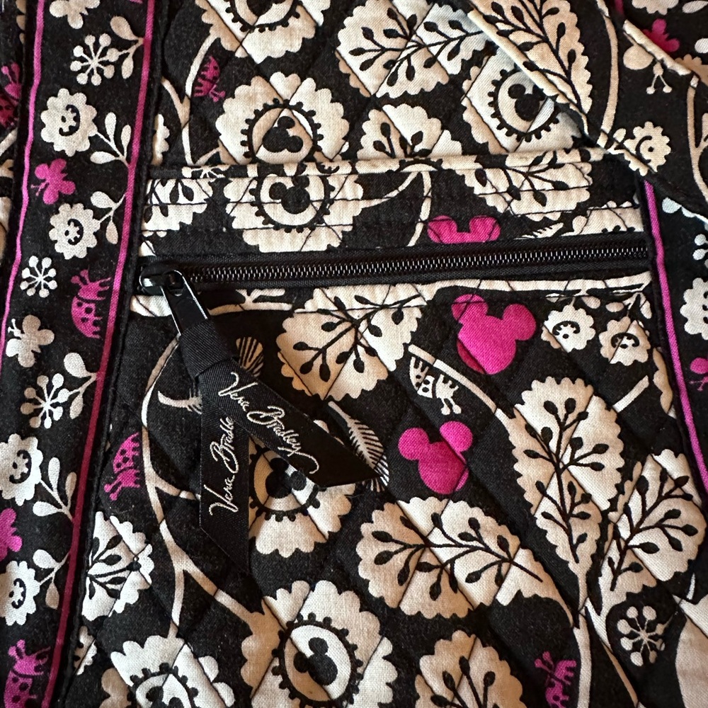 Vera Bradley Disney Hipster in Mickey Meets Birdie pattern- RARE - Picture 5 of 8
